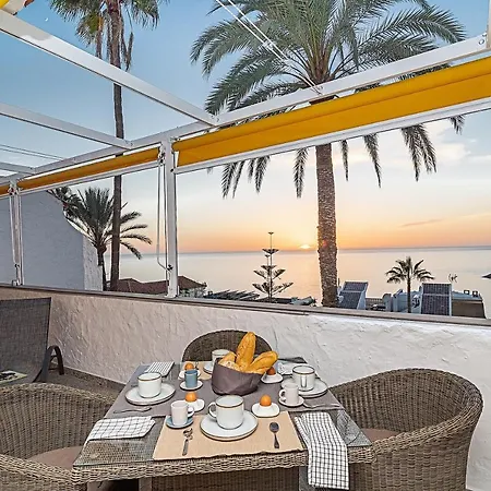 Luxury Apartment, Sea Views, Jacuzzi And Sauna. Apartment